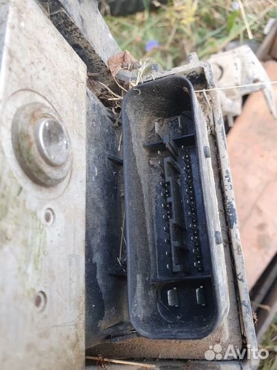 Opel Astra H дизель блок абс (насос абс)