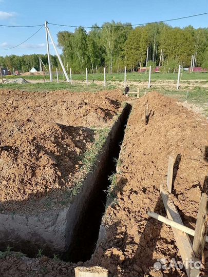 Копка траншей вручную
