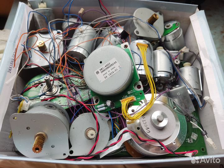 Шаговые двигатели