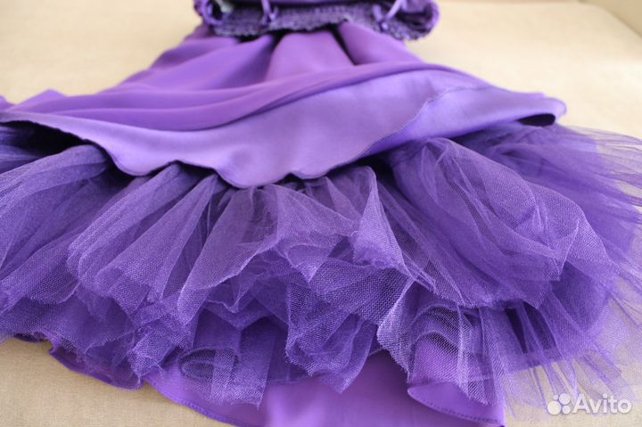 Нарядное платье