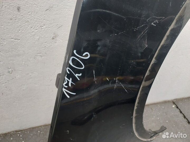 Крыло правое переднее BMW X3 E83