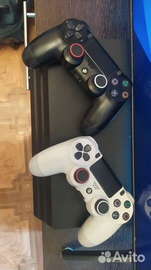 Игровая приставка ps4 pro 1tb