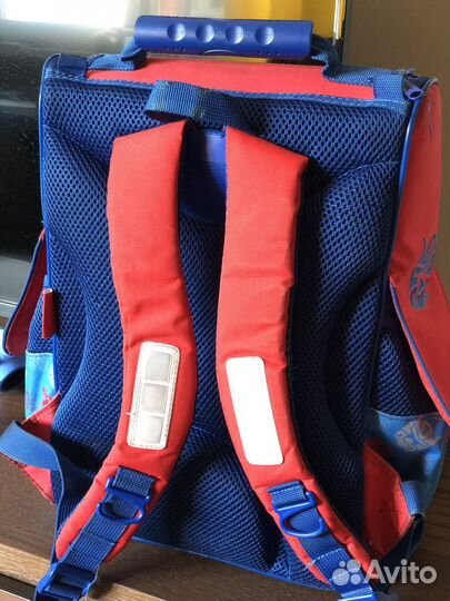 Школьный рюкзак