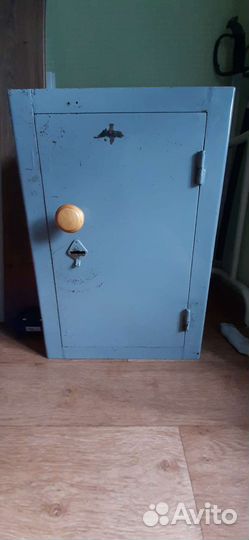 Сейф металлический бу