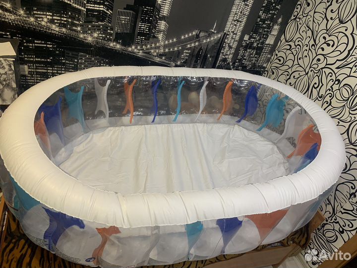 Надувной бассейн