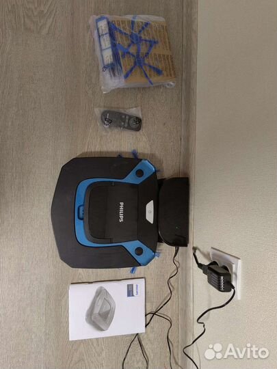 Робот пылесос philips