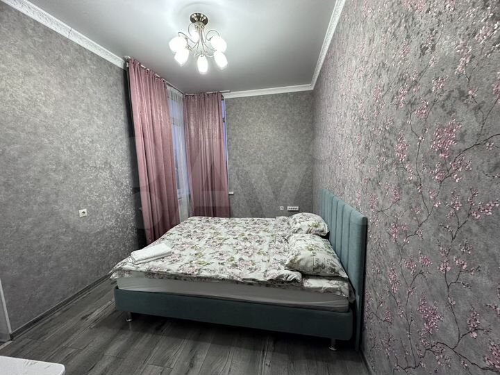 2-к. квартира, 65 м², 3/9 эт.