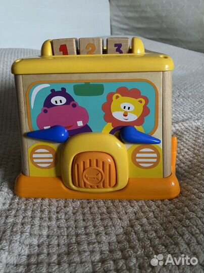 Игрушка автобус