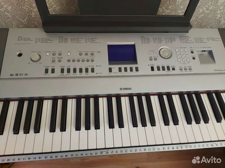 Цифровое пианино yamaha DGX-640