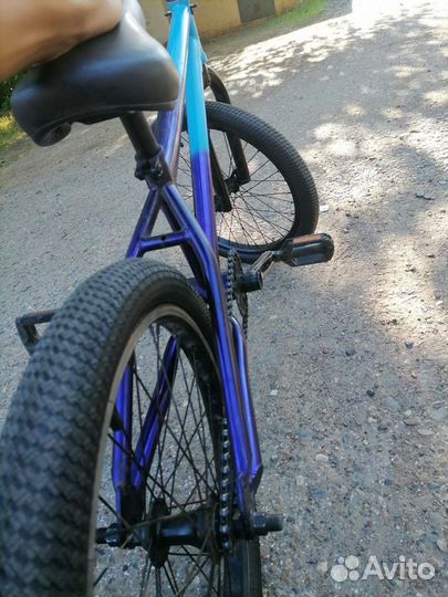 BMX Mongoose Legion L80