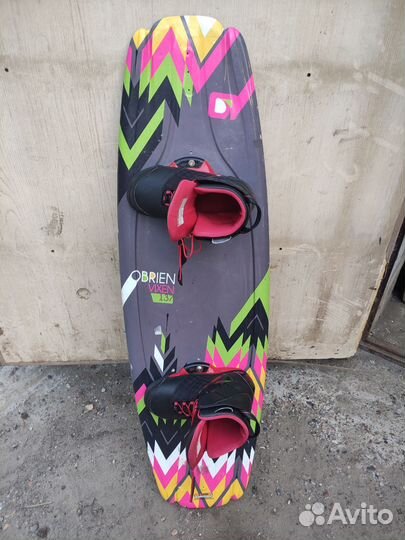 Доска для вейксерфинга