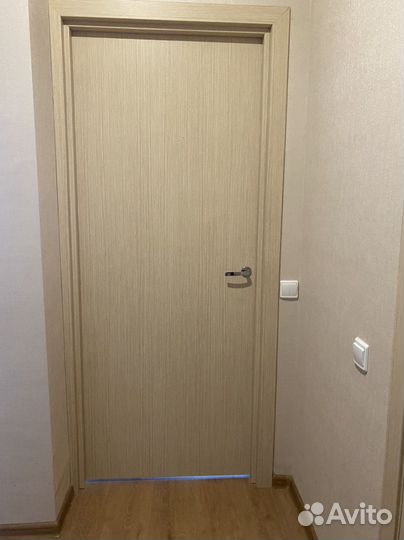 Межкомнптнвн двери