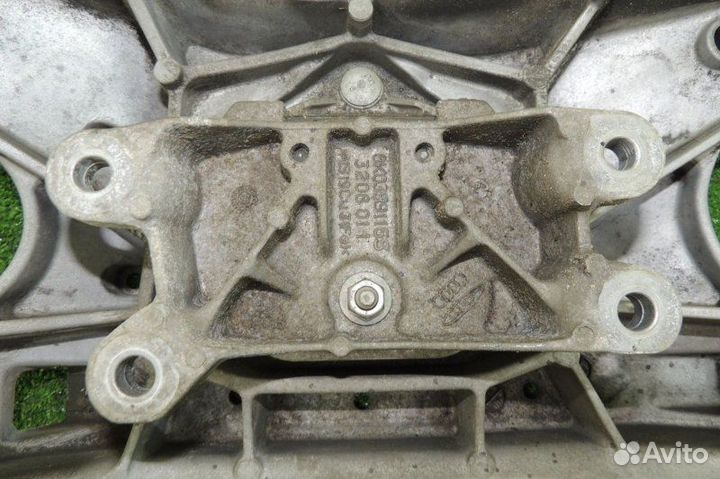 Подушка кпп Audi S4 8K5 caka