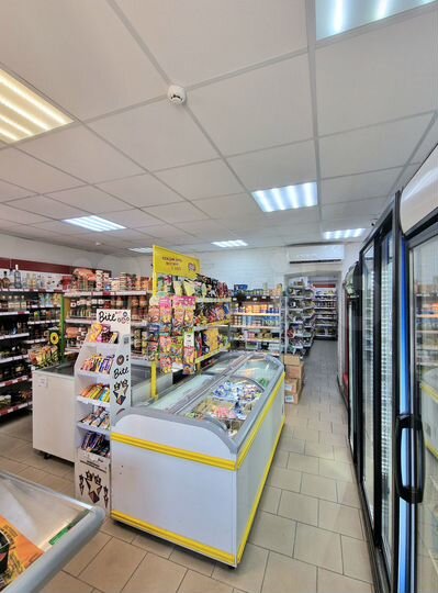 Торговая площадь, 56 м²