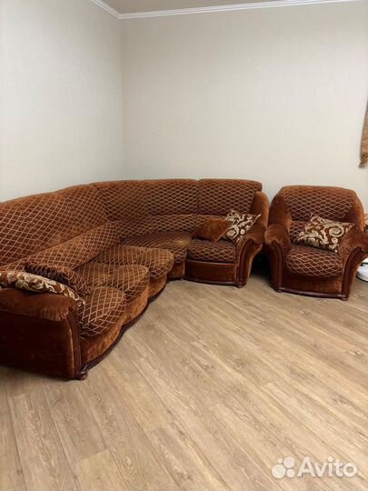 Продам угловой диван бу в хорошем состоянии