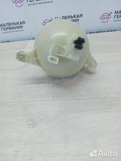 Бачок расширительный BMW 7 G11/G12 G30 2017