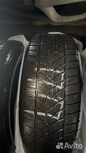 Dunlop SP Winter Sport 235/55 R19 105T