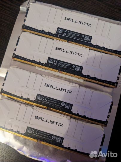 Оперативная память DDR4 4x8 32Gb Crucial Ballistix