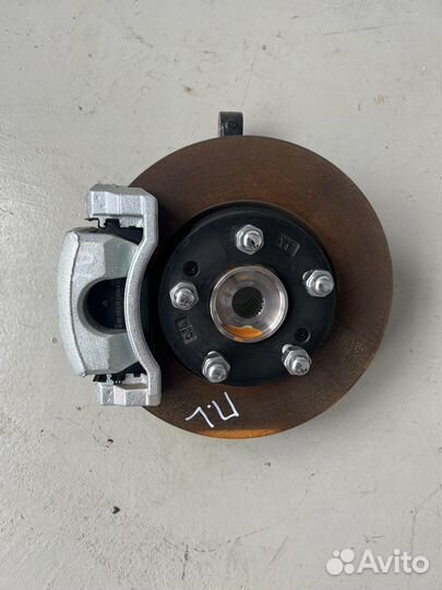 Кулак передний левый Hyundai Elantra 7