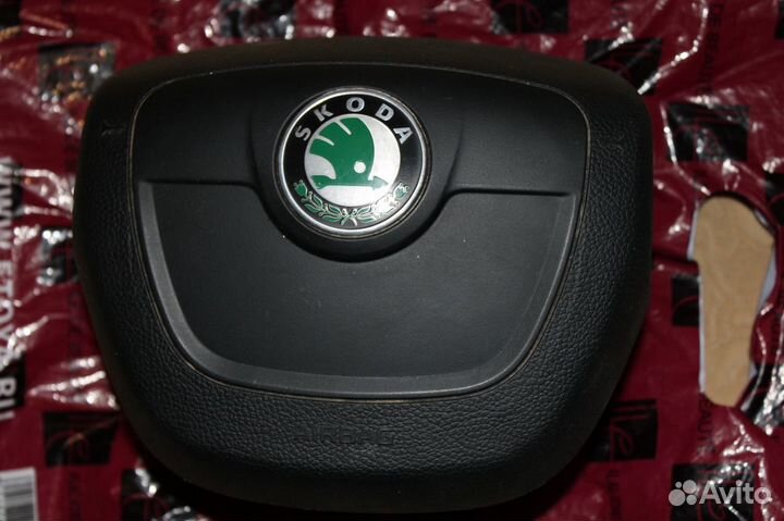 Skoda airbag 2012 г.в. с рулевым колесом в сборе