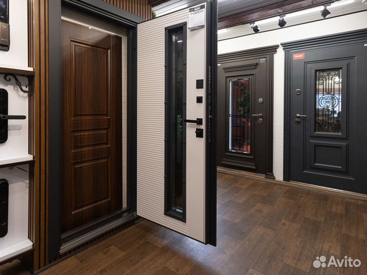 Дверь Тренто (с окном, терморазрыв)