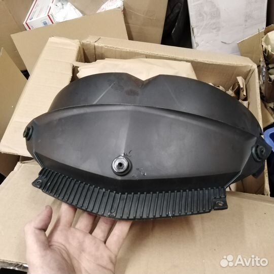 Пластик приборной панели ski-doo