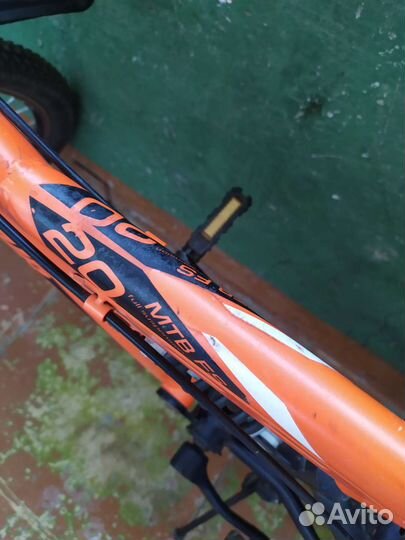 Велосипед скоростной R20