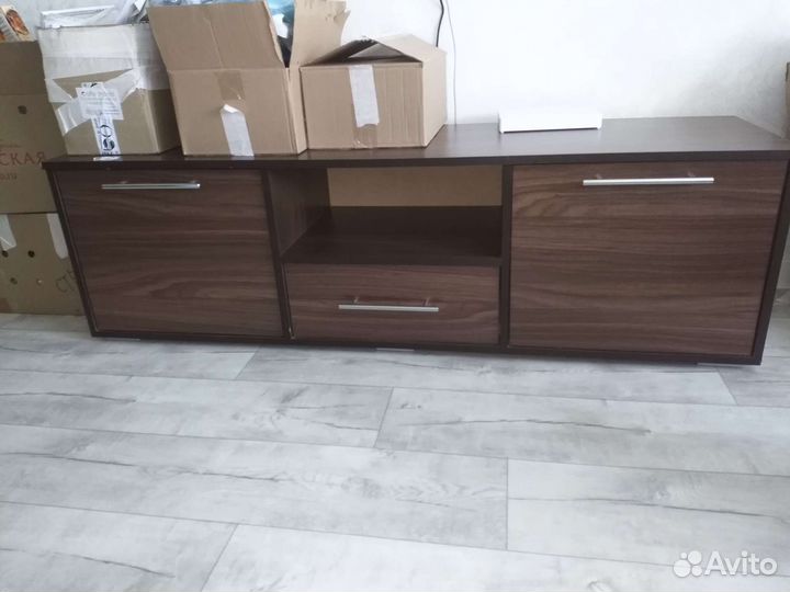 Тумба под телевизор