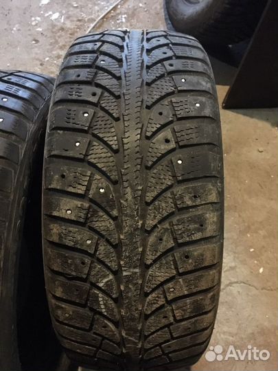 GT Radial Champiro IcePro 225/50 R17