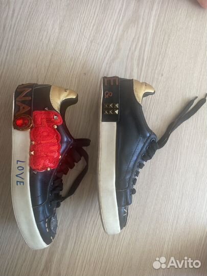 Кроссовки женские 36 размер dolcce gabbana