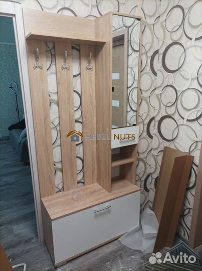 Прихожая Ника