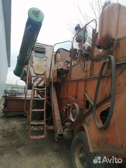 Комбайн Нива-Сельхозтехника СКА-5, 1991