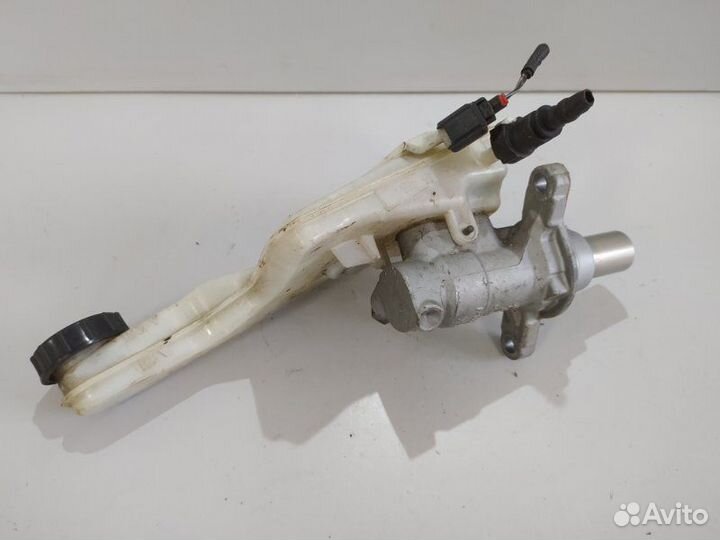 Цилиндр главный тормозной Ford Focus 3