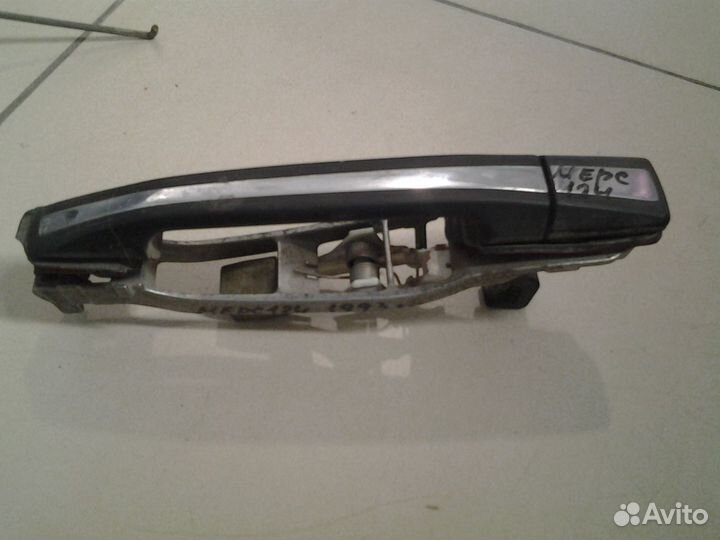 Мерседес E класса W 124.1984-1993г. Ручка двери пр