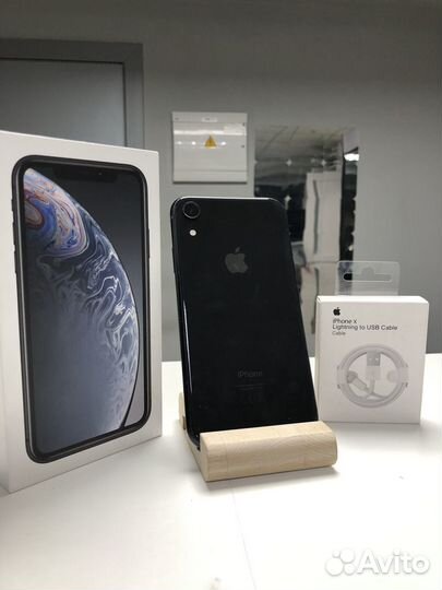 iPhone Xr, 64 ГБ