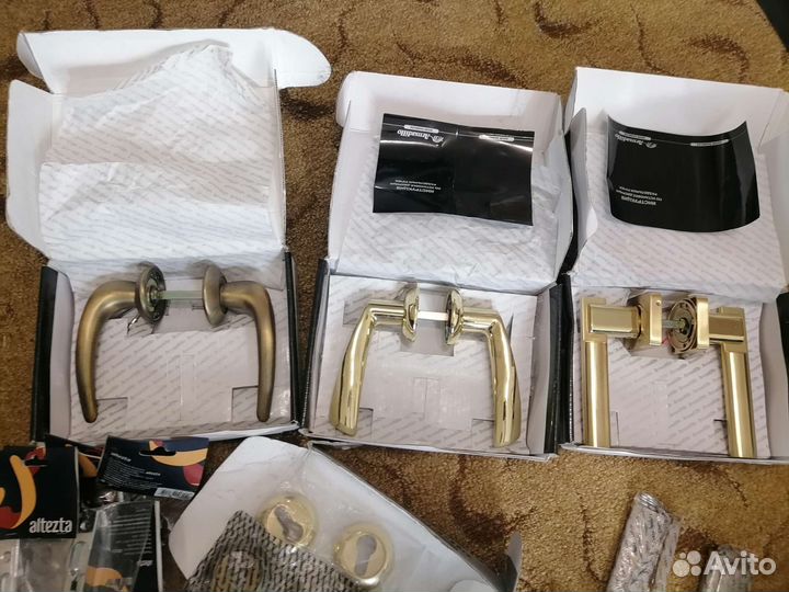 Дверные ручки межкомнатные новые