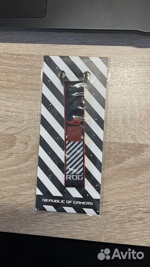 Брелок Asus Rog новый