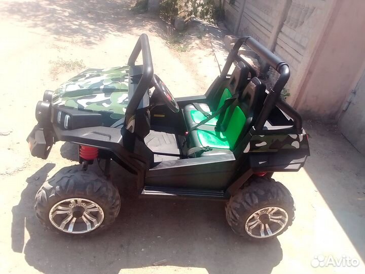 Детский электромобиль