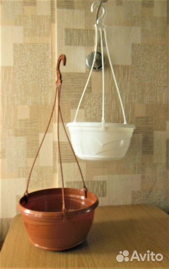 Кашпо подвесное, пластиковое с поддоном