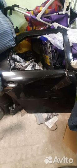 Продам дверь рено логан