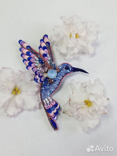 Брошь колибри