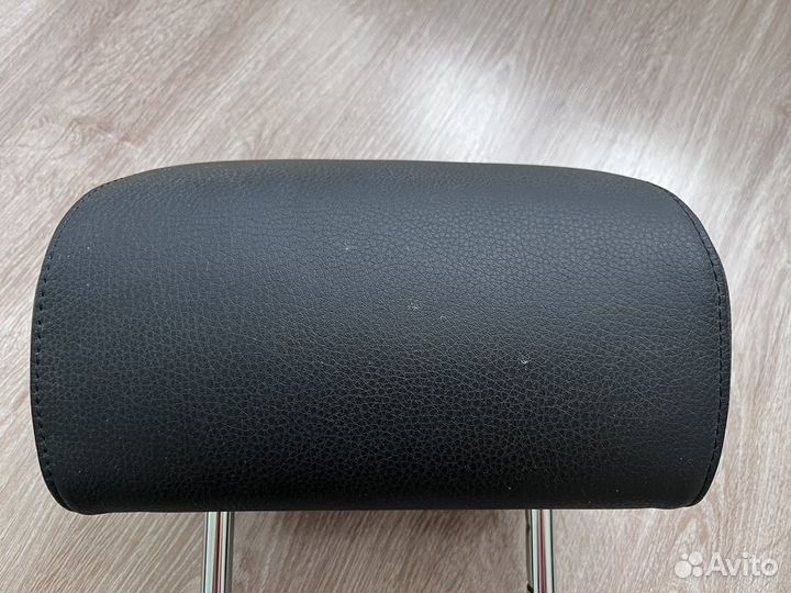 Задний подголовник BMW e60