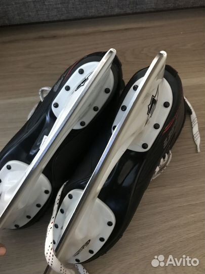 Хоккейные коньки bauer, easton