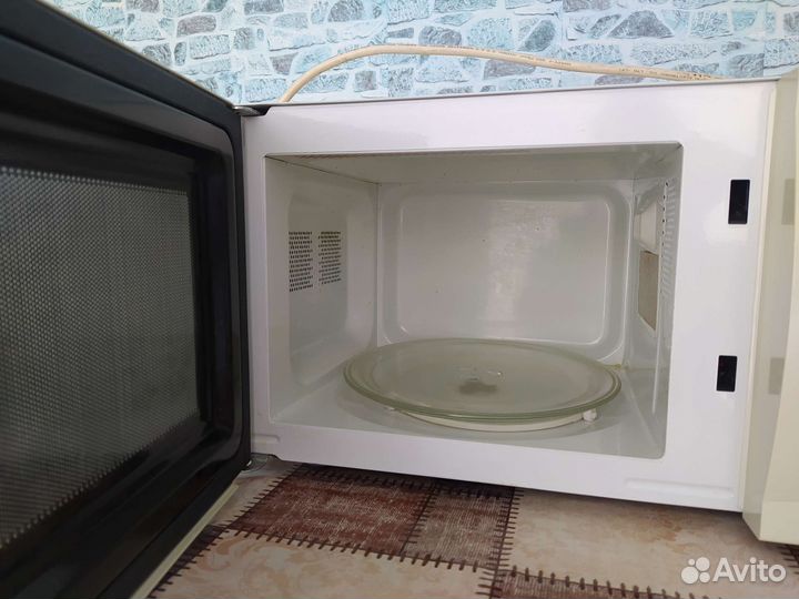 Микроволновая печь supra