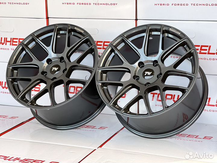 Topwheels GT09 18 9,5J +45 5x120 72.6 вес 10kg GM