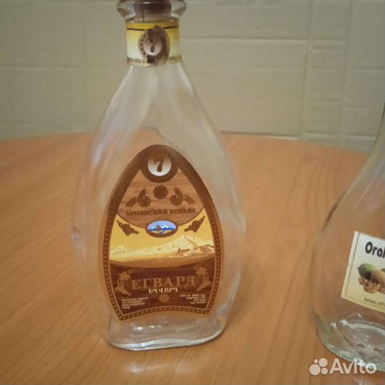 Бутылки для коллекции