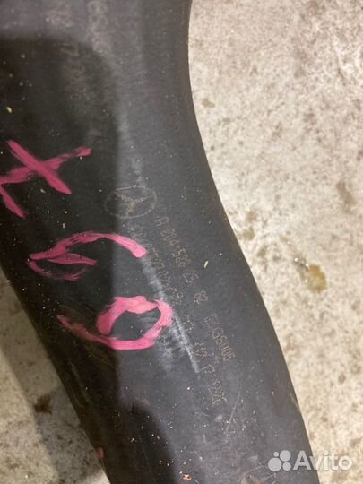 Патрубок интеркулера левый Mercedes-Benz C-Class