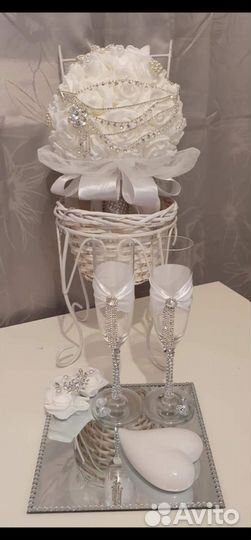 Свадебные аксессуары. Свадебный набор. Букет