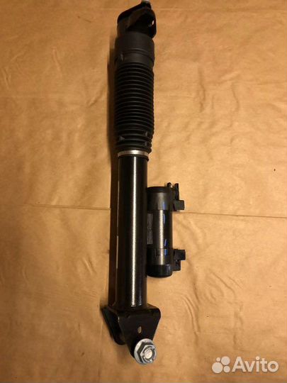 Задний амортизатор Mercedes-Benz