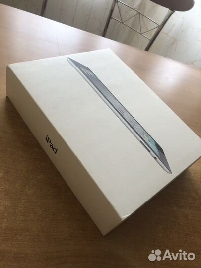 iPad 2, коробка и «внутренности»